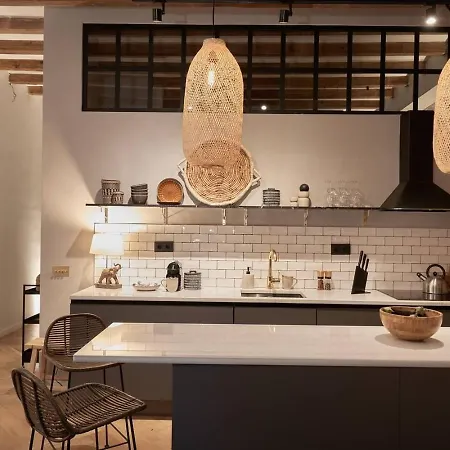 Zuma - 1 Bedroom And Terrace In Eixample Esquerra